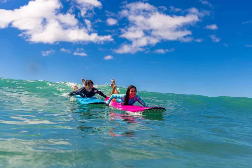 Surfing Vocabulary - Exploring the Different Types of Surfing Waves ...